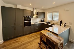 Photo 25- click for photo gallery